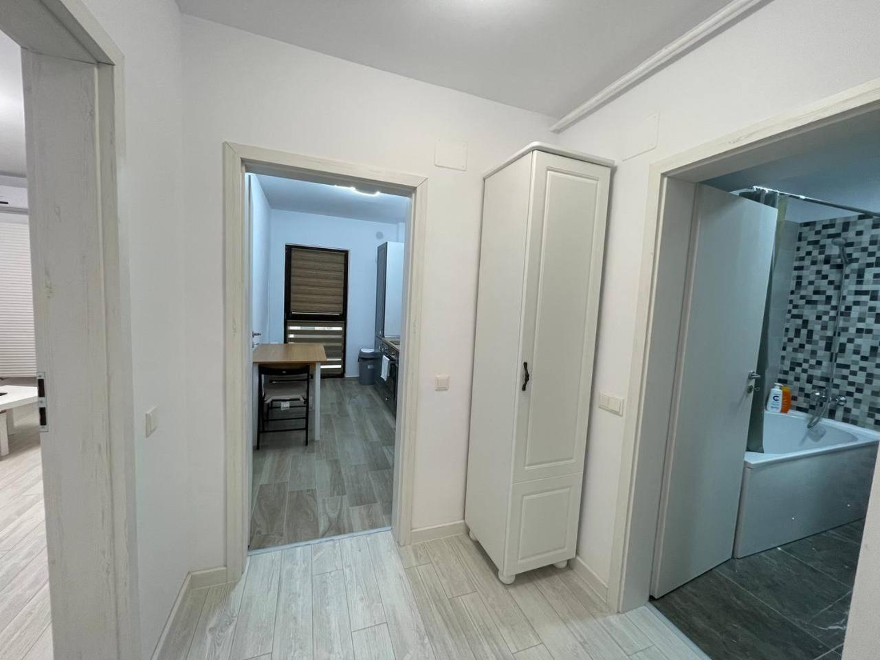 Moghioros Residence C3 Букурещ Екстериор снимка